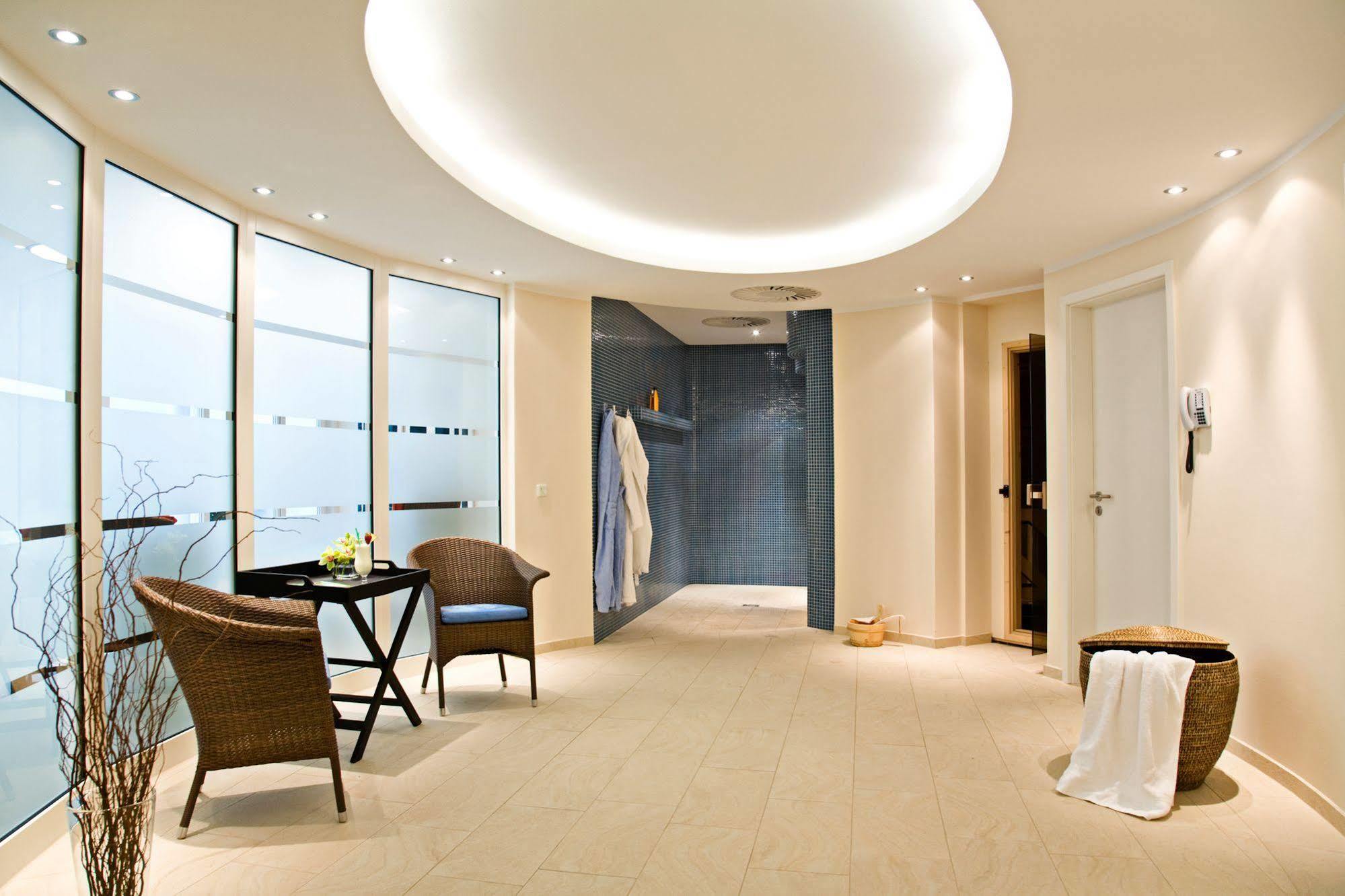 Hotel Sonne Rheda-Wiedenbrueck Ngoại thất bức ảnh